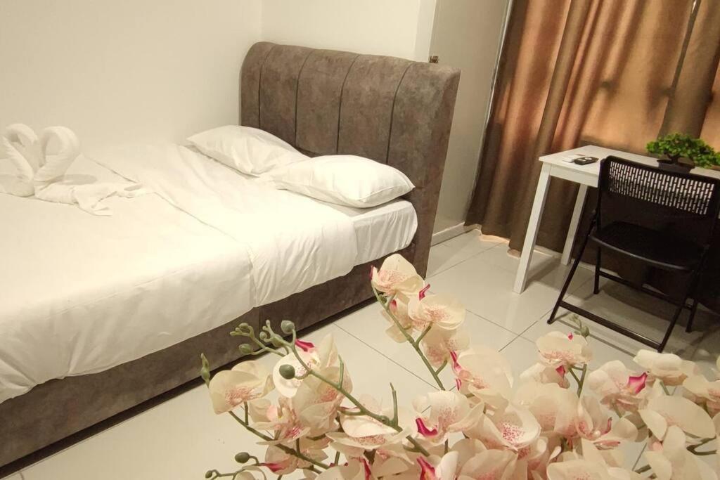 Hzb301-Selfcheck-In-Wi-Fi- Netflix- Parking- Pool-2 Bedroom- Klia, 7099 Сепанг Экстерьер фото